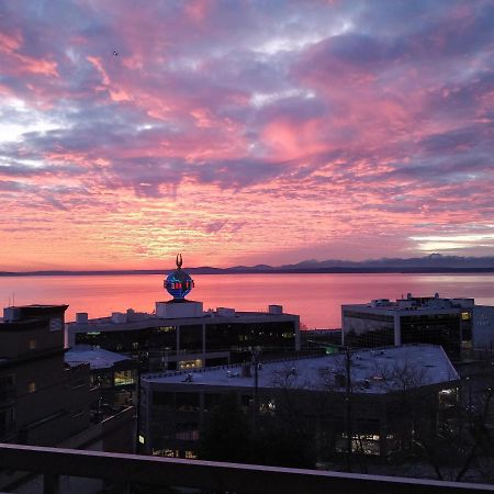 Top Floor Water View Oasis Near Space Needle & Cruise Seattle Esterno foto