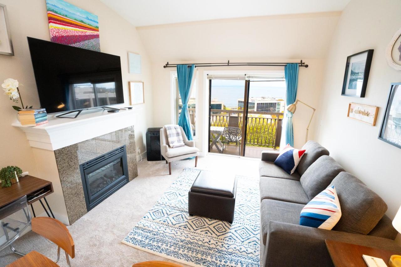 Top Floor Water View Oasis Near Space Needle & Cruise Seattle Esterno foto